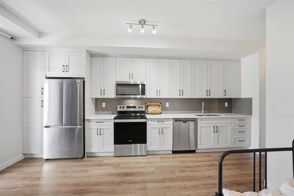 Picture for 315, 10 Sage Hill  NW