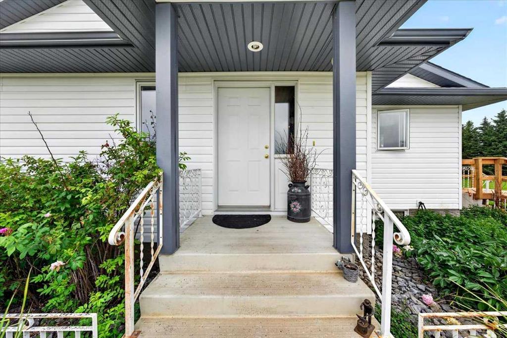 Picture for 32442 Range Road 40  
