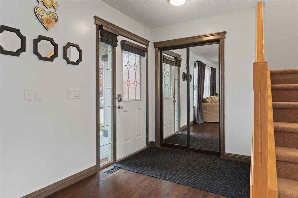Picture for 161 Prestwick Close SE