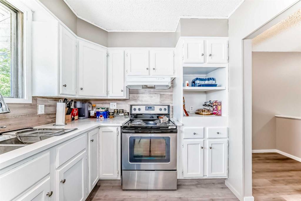 Picture for 627 Fortalice Crescent SE