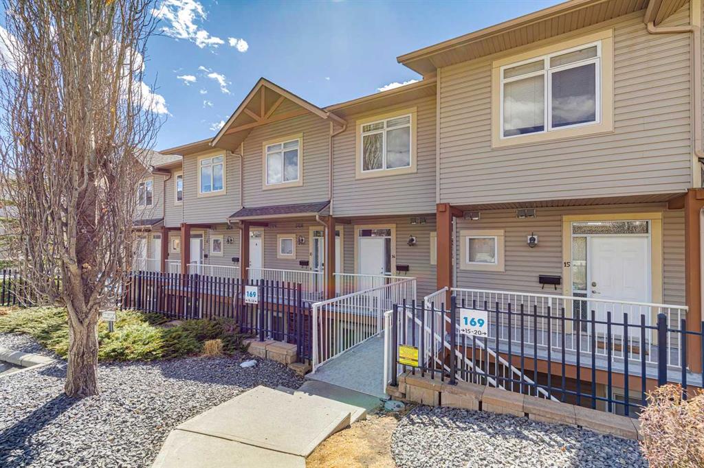 Picture for 14, 169 Rockyledge View NW