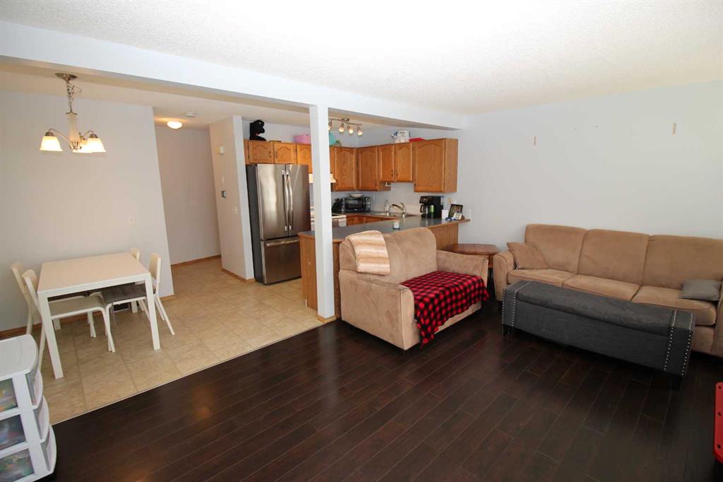 Picture for 215 Millview Green SW
