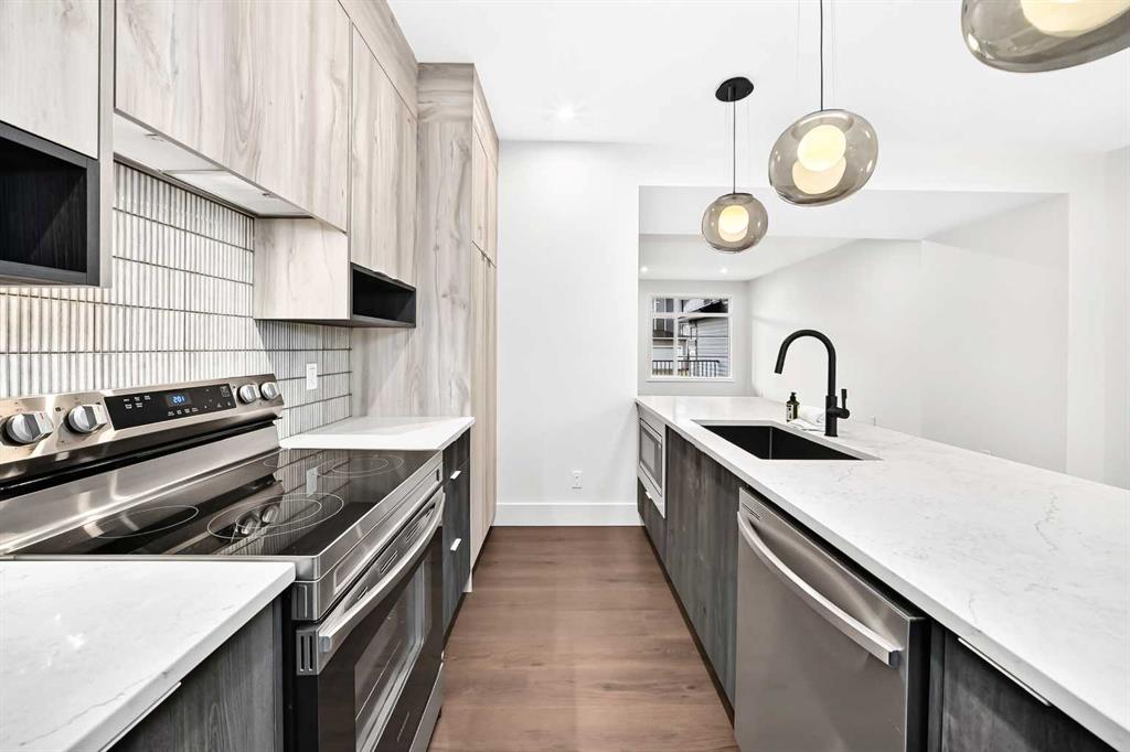 Picture for 421 Clydesdale Avenue 