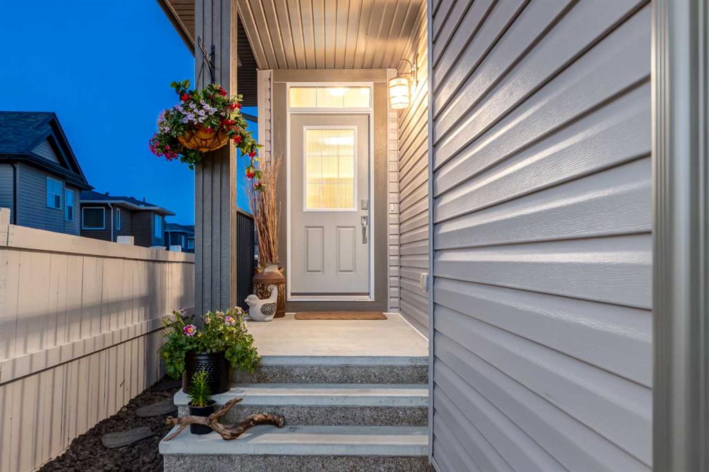 Picture for 444 Evansglen Drive NW