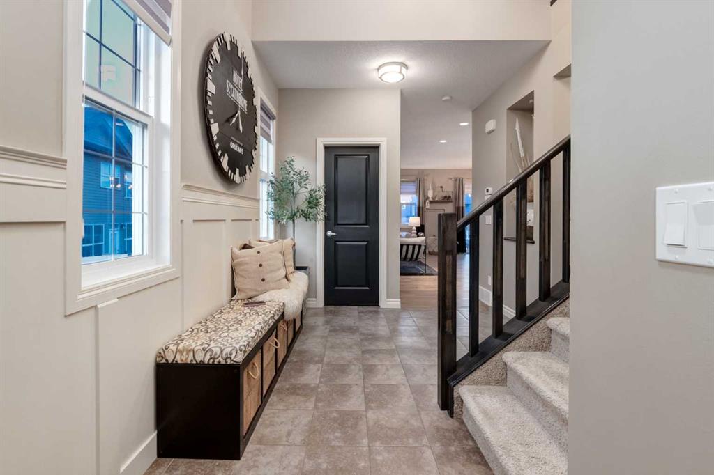Picture for 444 Evansglen Drive NW