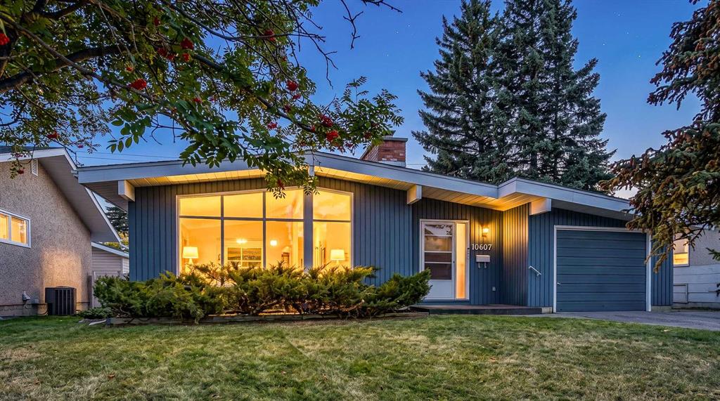 Picture for 10607 Maplecreek Drive SE