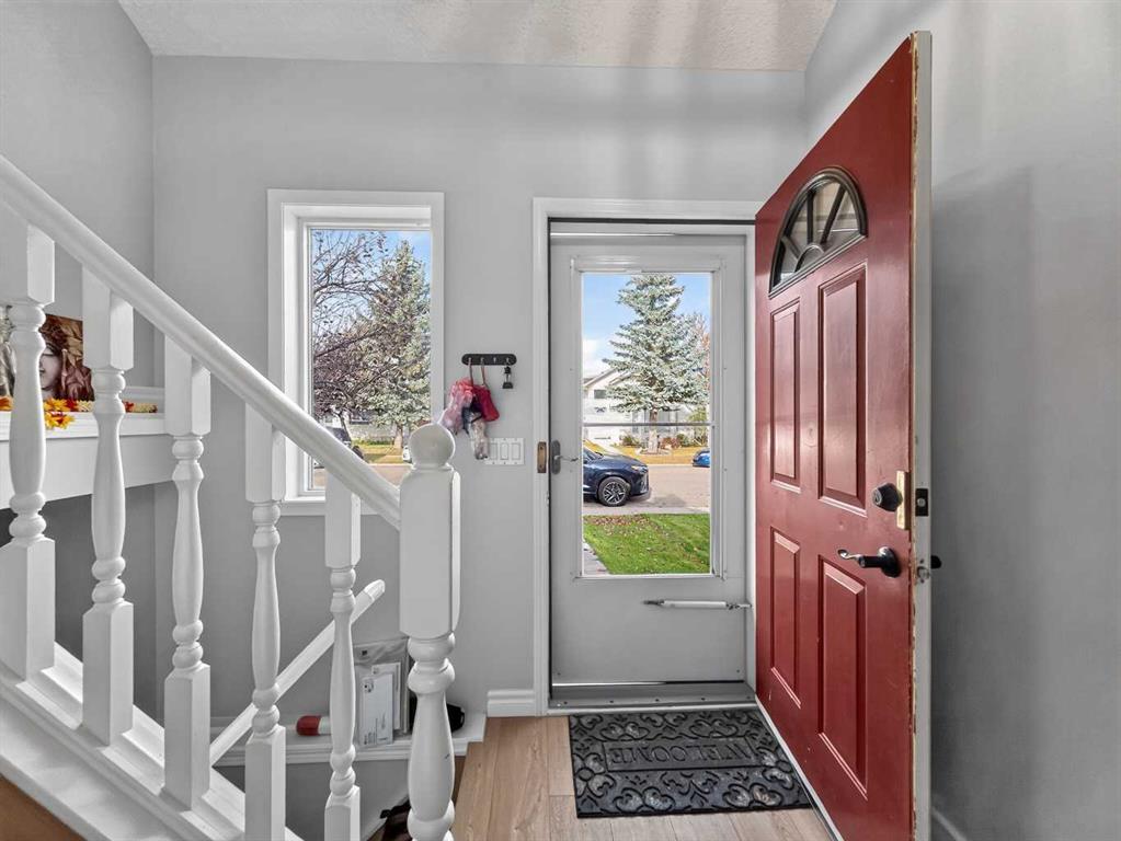 Picture for 119 Covington Close NE
