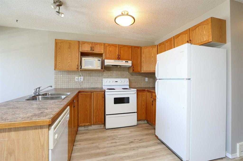 Picture for 7, 720 Heritage Boulevard W