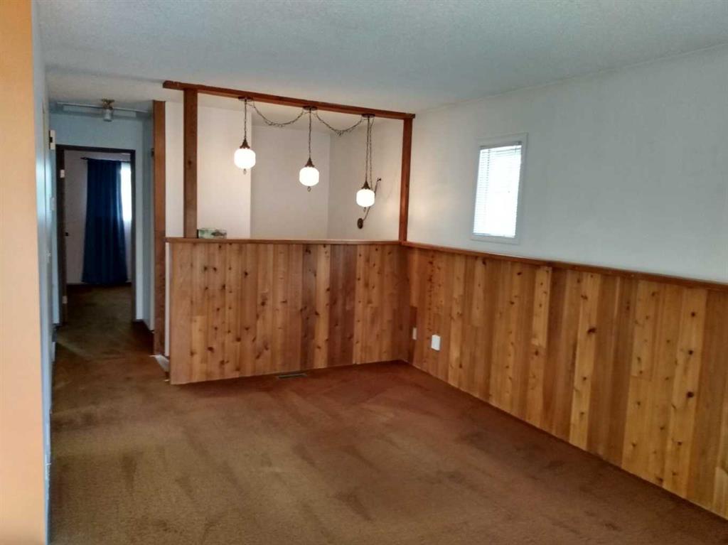 Picture for 100 Doverglen Crescent SE