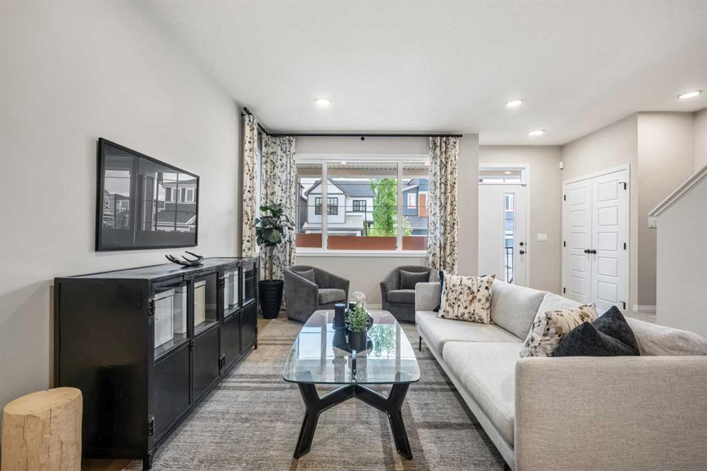 Picture for 174 Mitchell Road NW