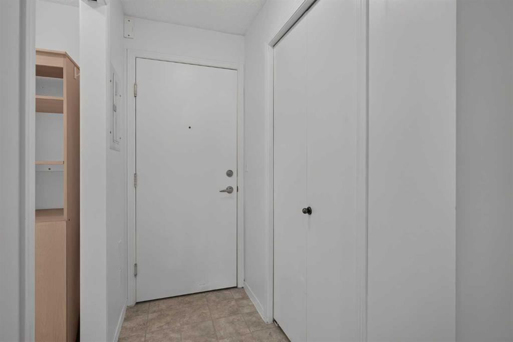 Picture for 341, 1717 60 Street SE