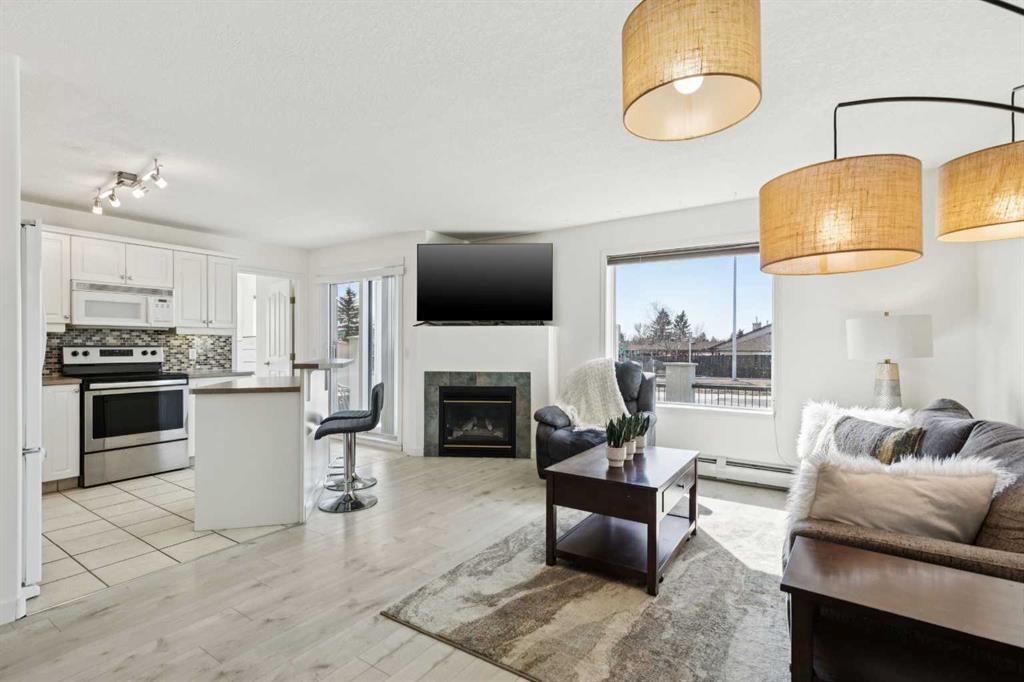 Picture for 102, 6102 Valleyview Park SE