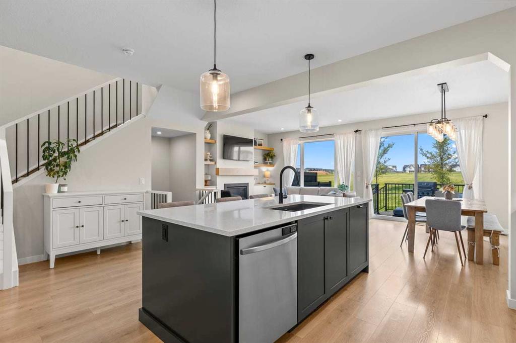 Picture for 45 Savoy Landing SE