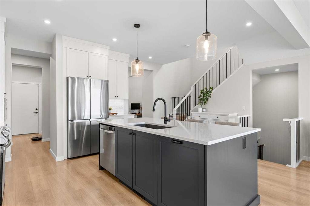 Picture for 45 Savoy Landing SE