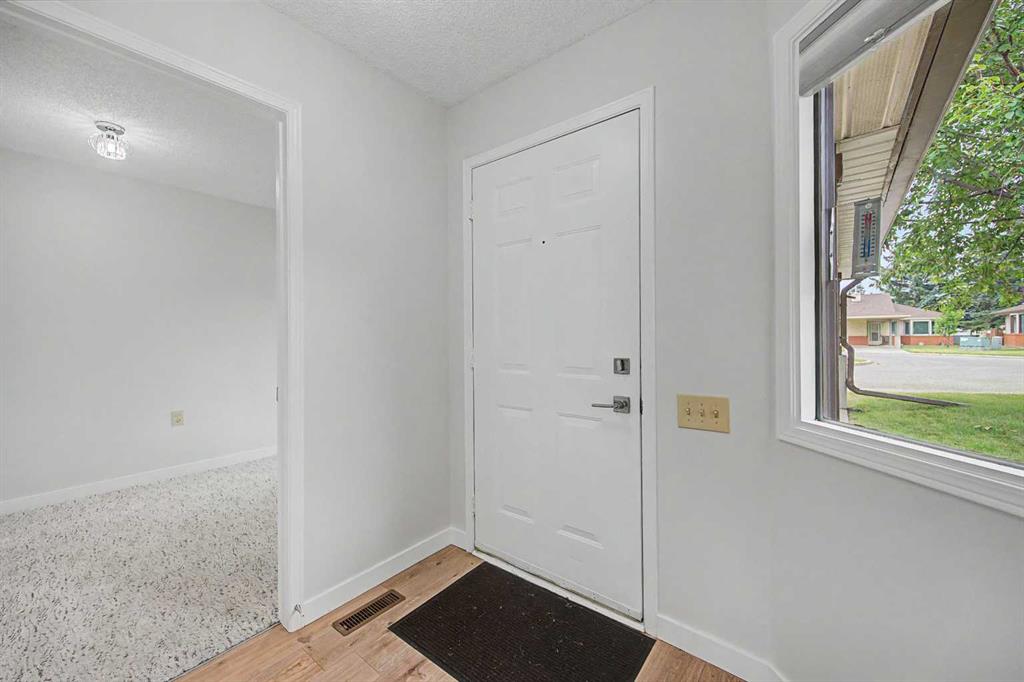 Picture for 2640 Dovely Court SE