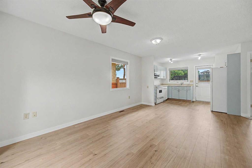 Picture for 2640 Dovely Court SE