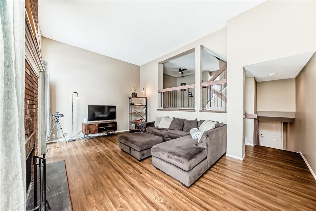 Picture for 407 Point Mckay Garden NW