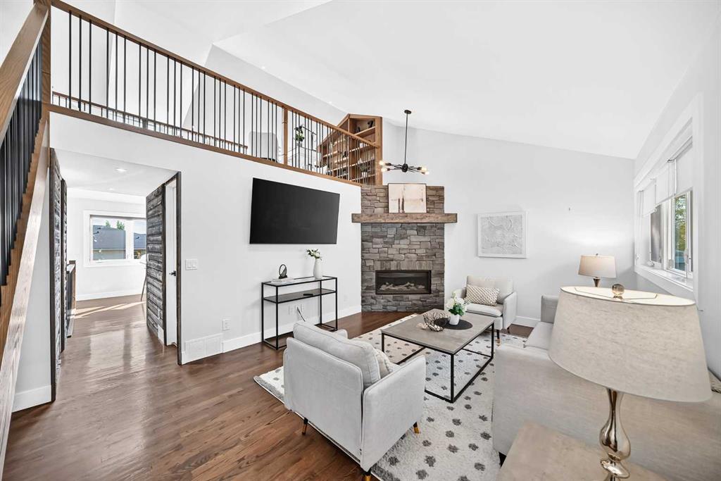 Picture for 328 3 Street NE