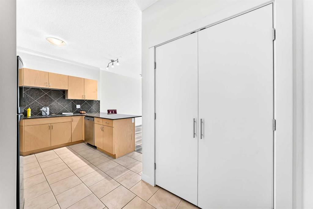 Picture for 1401, 8880 Horton Road SW