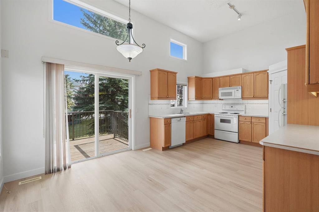 Picture for 23 Country Hills Cove NW