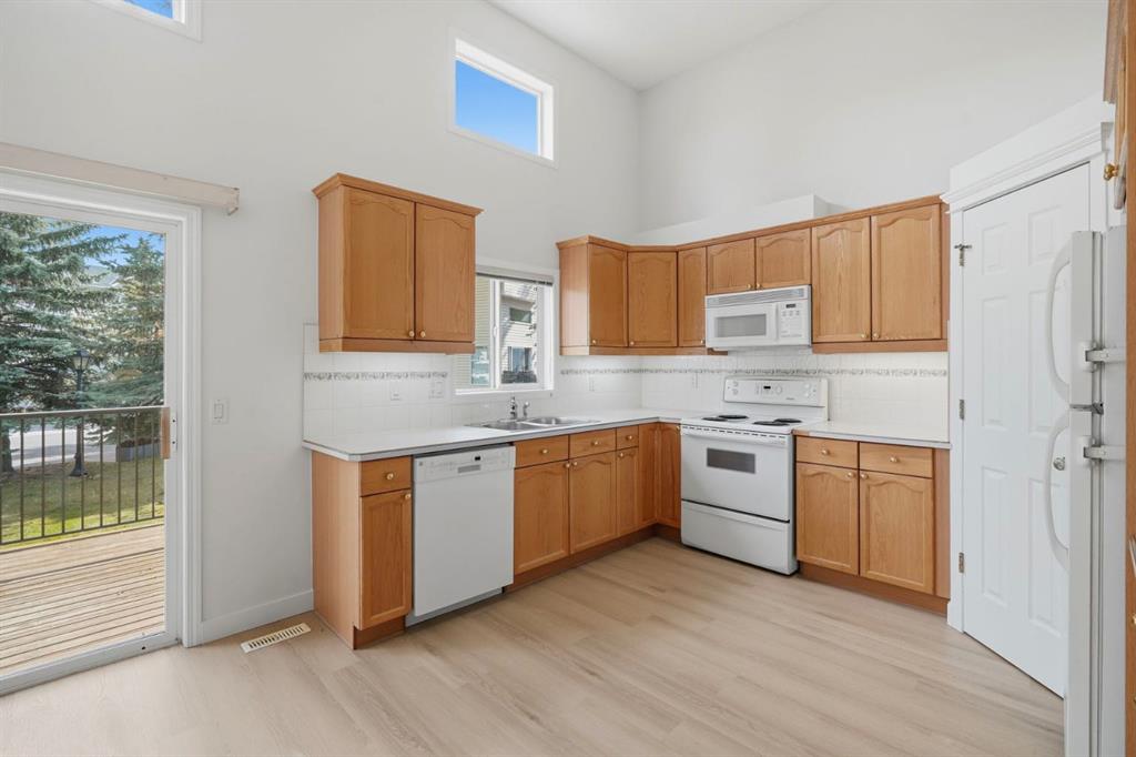Picture for 23 Country Hills Cove NW