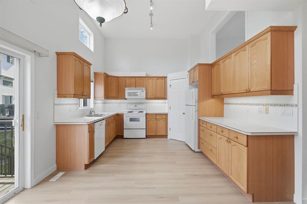 Picture for 23 Country Hills Cove NW
