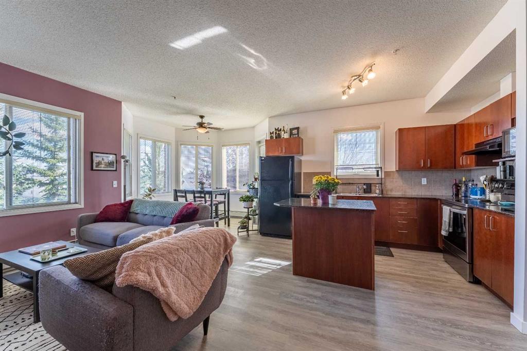 Picture for 227, 8 Prestwick Pond Terrace SE