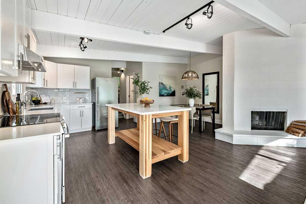 Picture for 4421 Vissar Crescent NW