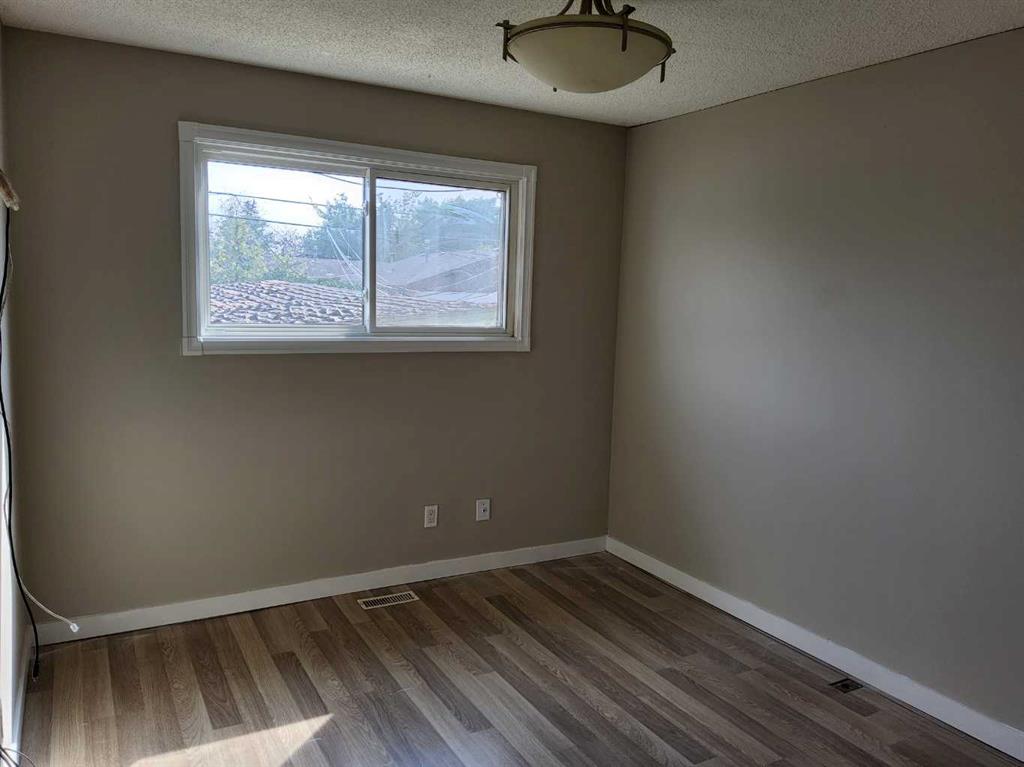 Picture for 5 Dovercliffe Way SE