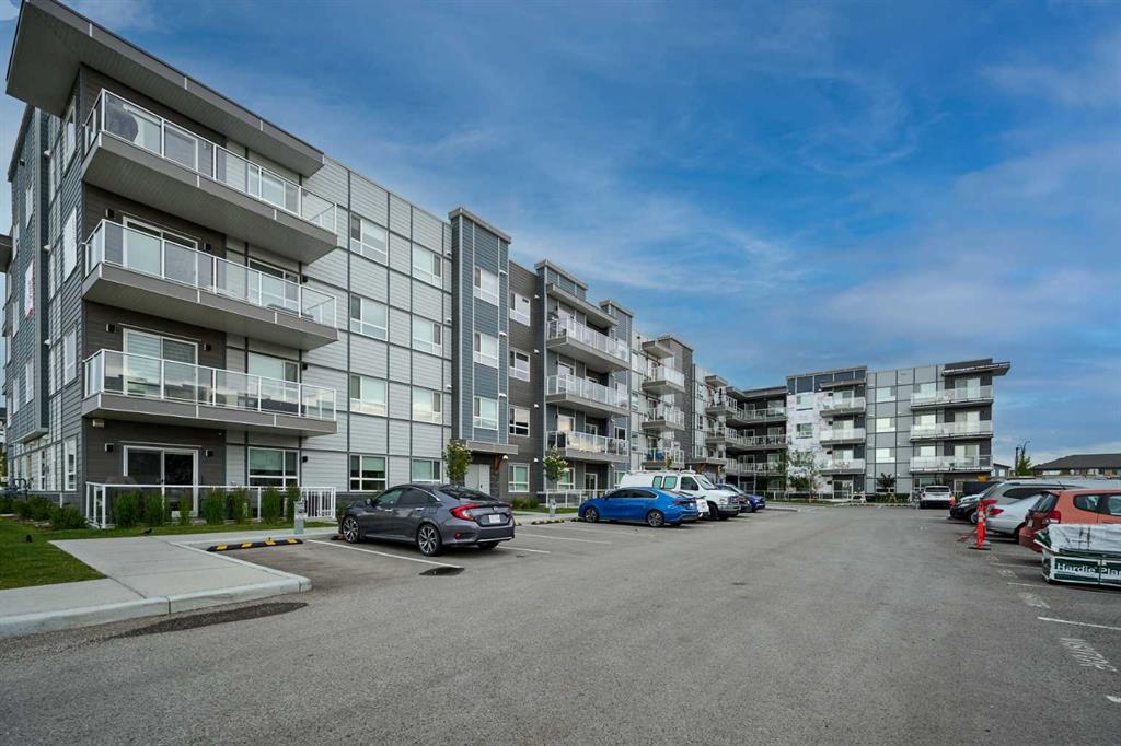 Picture for 406, 80 Carrington Plaza NW