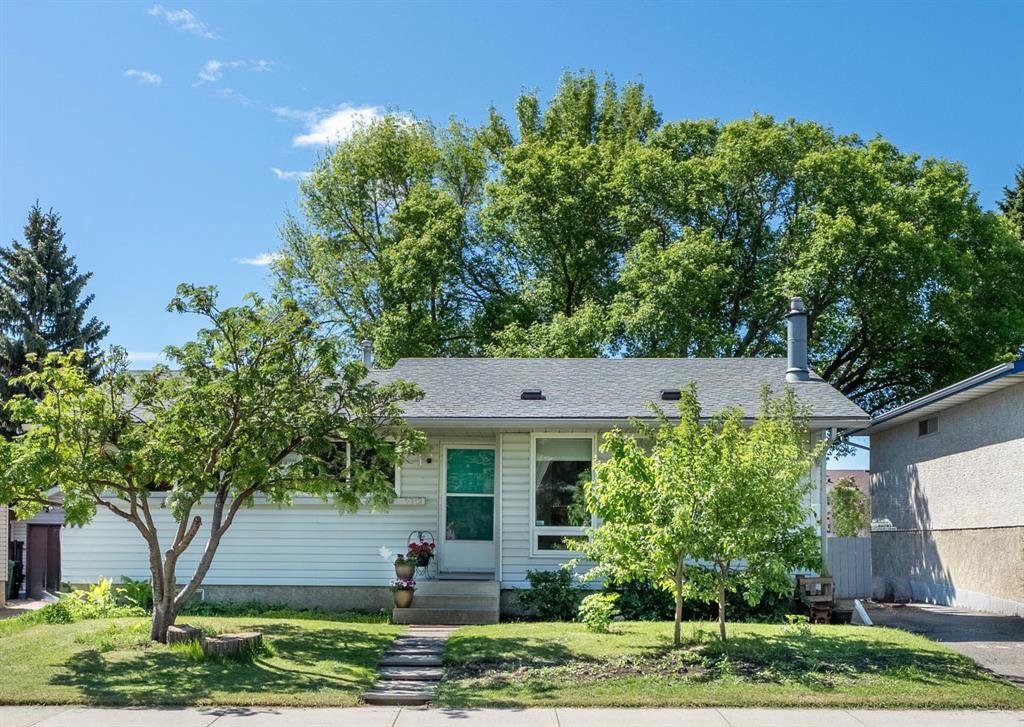Picture for 1019 Lysander Drive SE