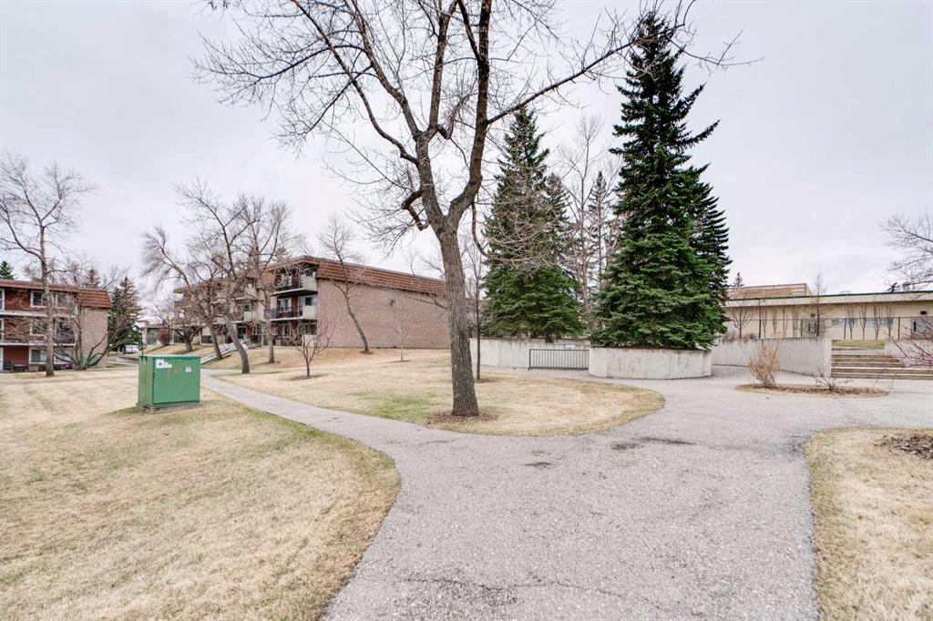 Picture for 11A, 231 Heritage Drive SE