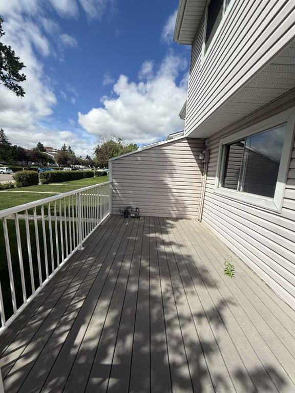 Picture for 417 40 Street NE