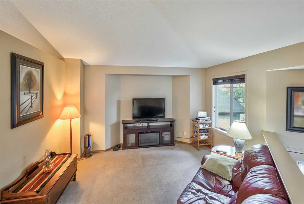 Picture for 236 Covepark Close NE