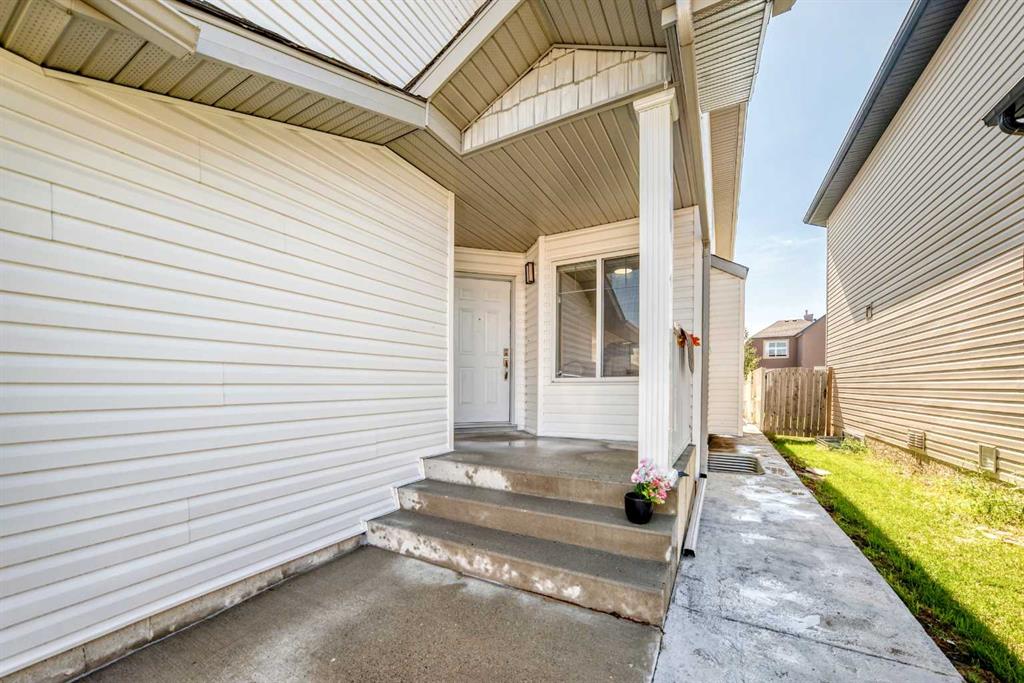 Picture for 218 Saddlefield Place NE