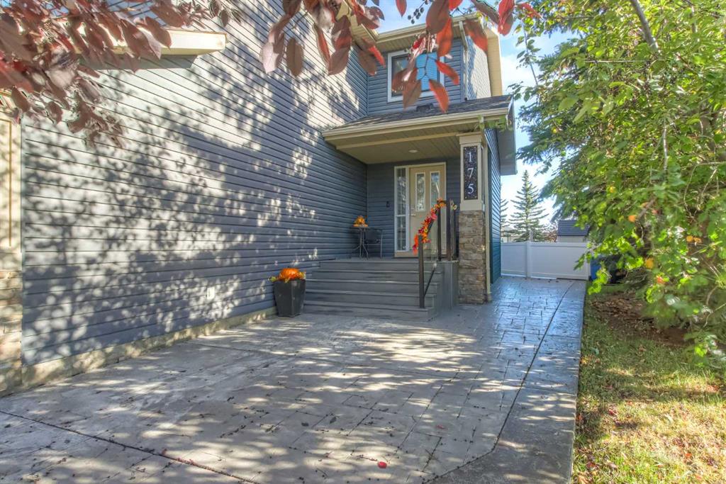 Picture for 175 West Springs Close SW