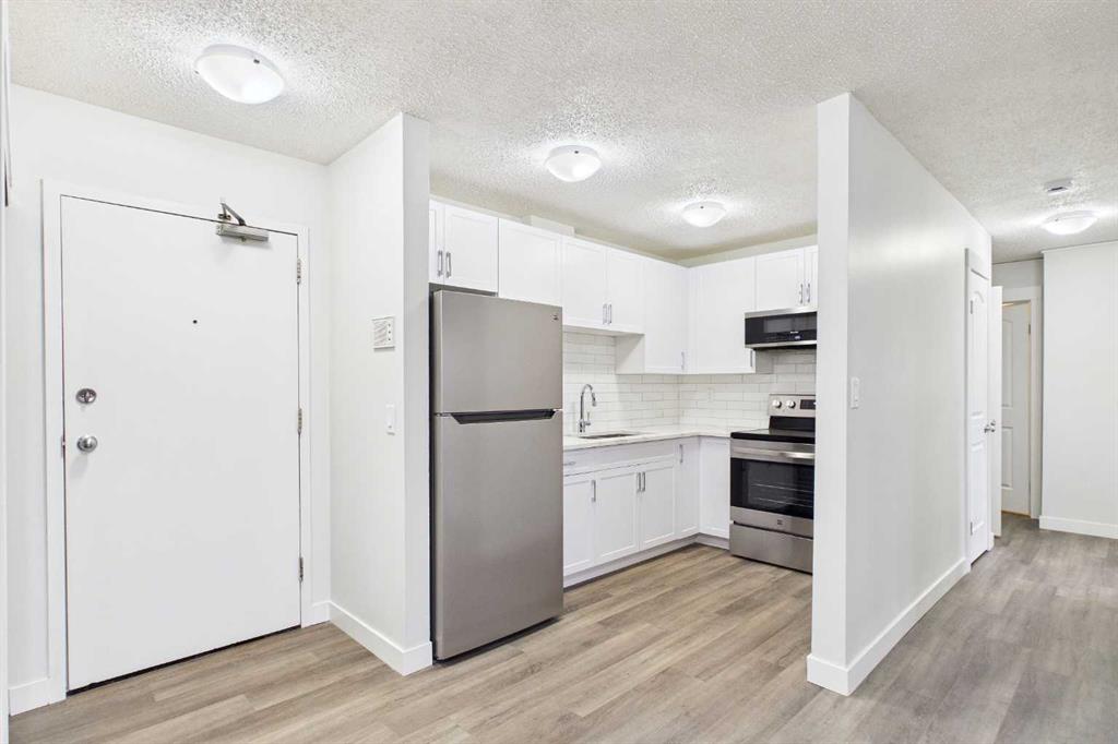 Picture for 111, 1712 38 Street SE