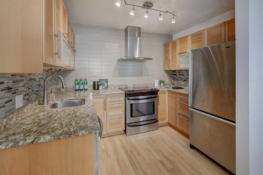 Picture for 3, 1921 5 Street SW