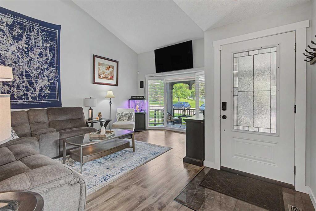 Picture for 304 Shawcliffe Circle SW