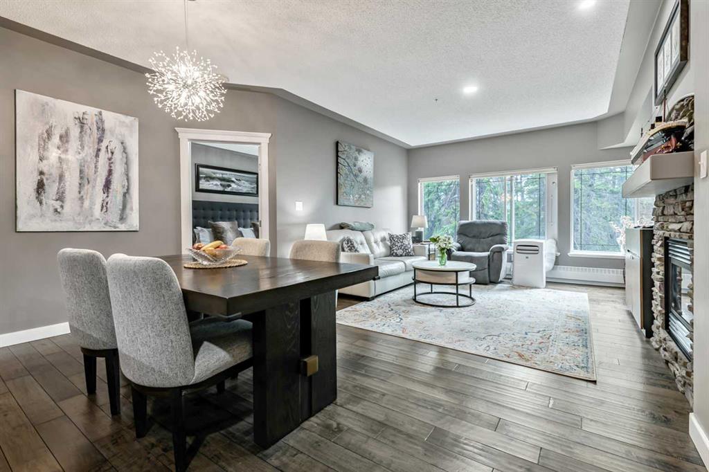 Picture for 233, 20 Discovery Ridge Close SW