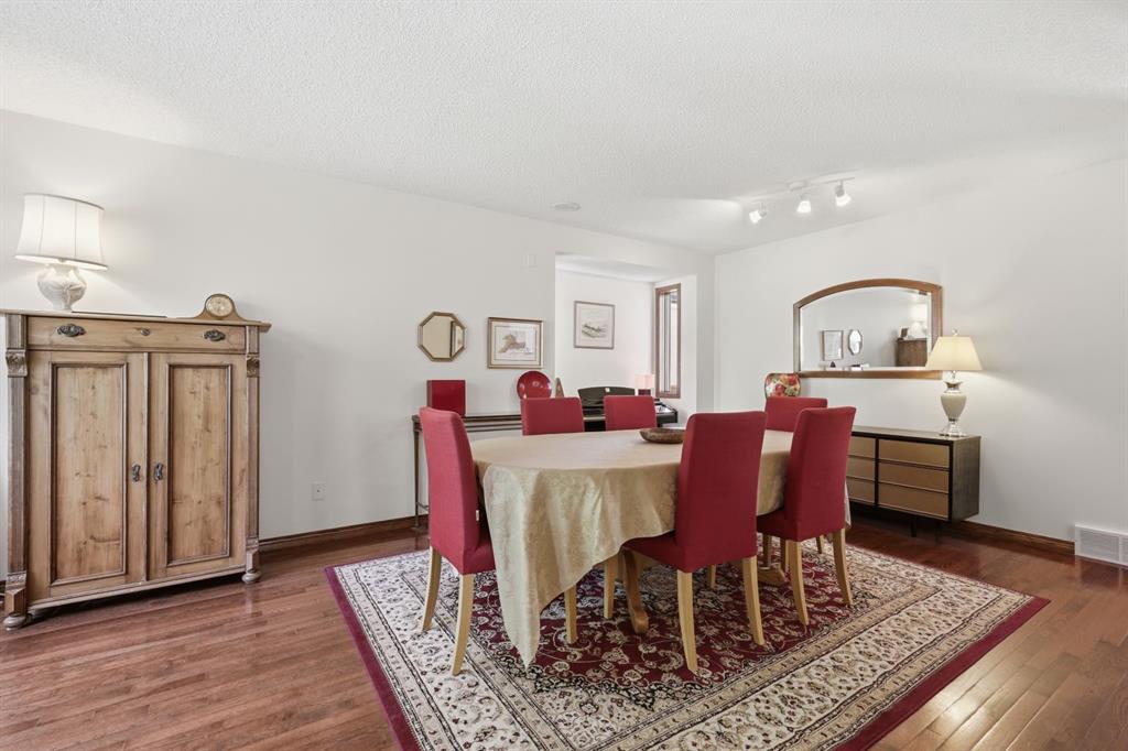 Picture for 12 Valley Glen Heights NW