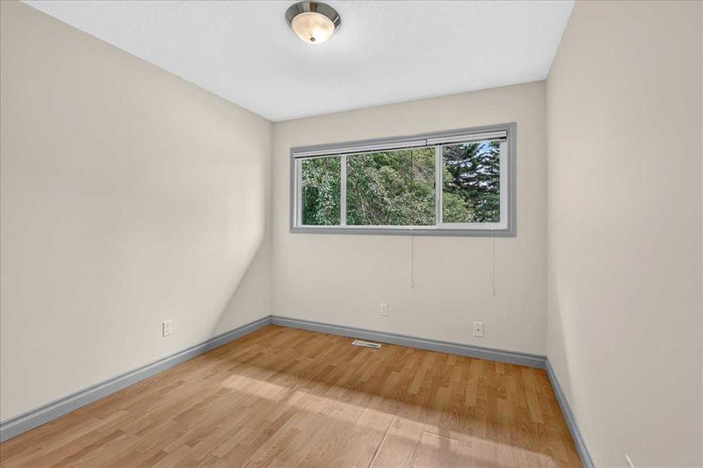 Picture for 4707 Brockington Road NW