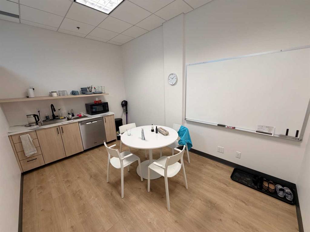 Picture for 210B, 100 Grande Boulevard 