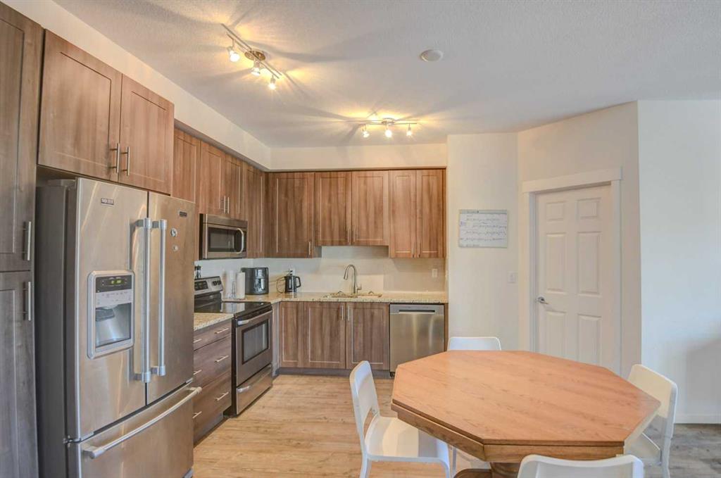 Picture for 2414, 99 copperstone Park SE