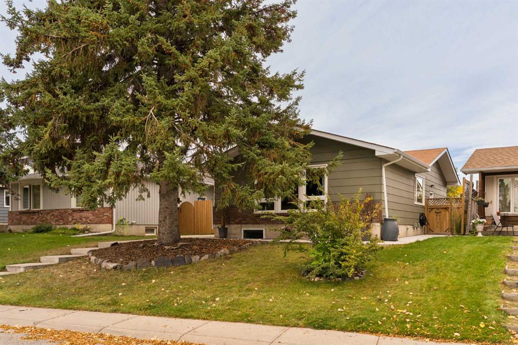 Picture for 228 Midridge Crescent SE