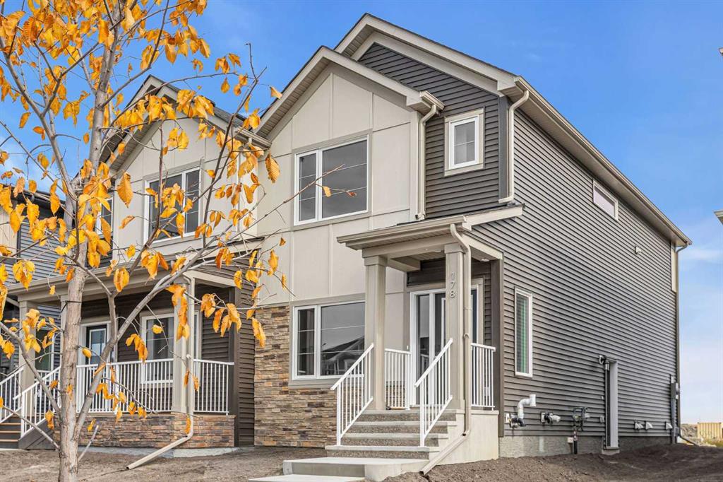 Picture for 178 Lanark Gate SE