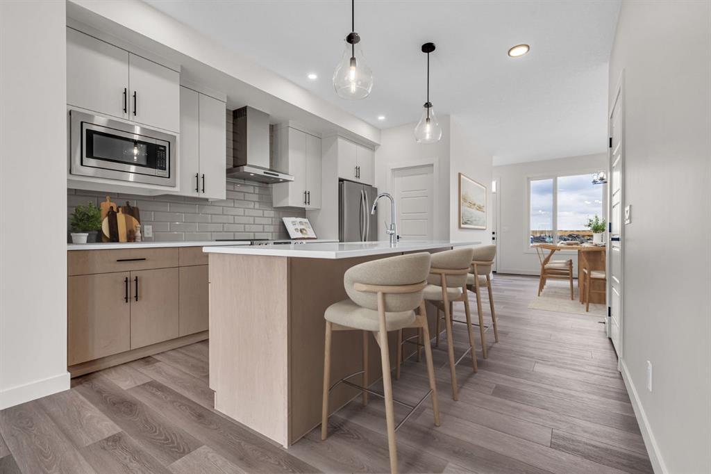 Picture for 178 Lanark Gate SE