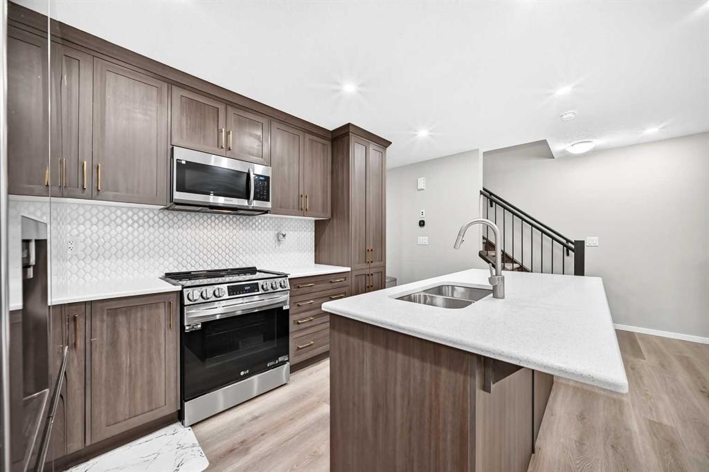 Picture for 122 Yorkville Road SW
