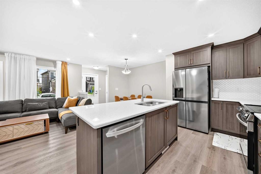 Picture for 122 Yorkville Road SW