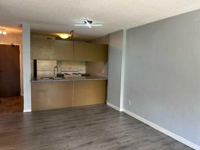 Picture for 402, 738 3 Avenue SW